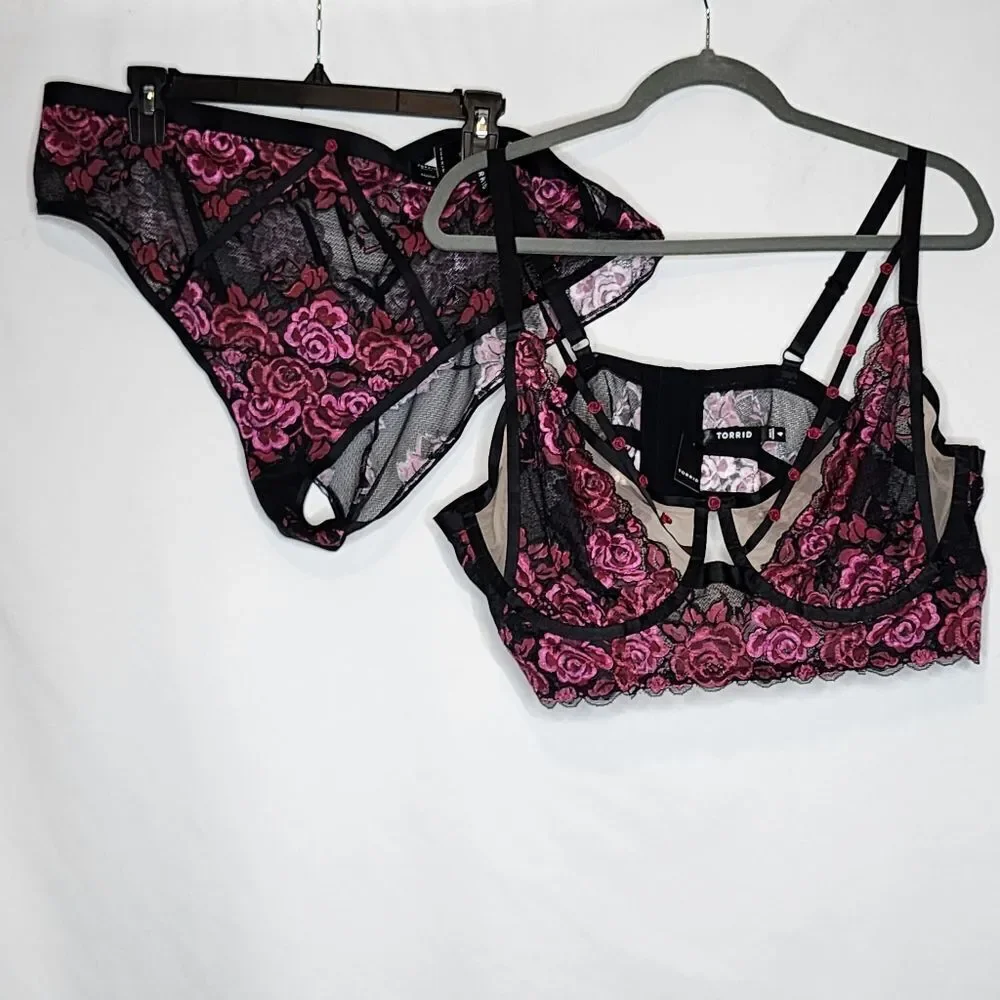 4X 26W Torrid Black Pink Bra Panty Set Sheer Lingerie Dark Romance Plussize NWT
